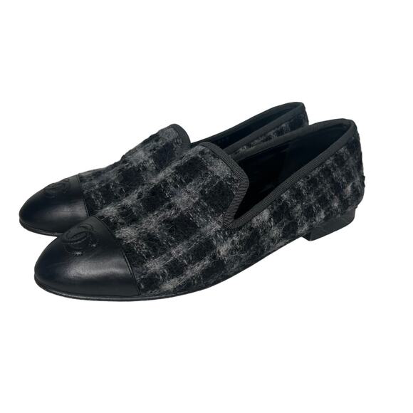 CHANEL Black & Grey Tween Lambskin Cap Toe Loafers Flats 37.5 - Picture 3 of 13